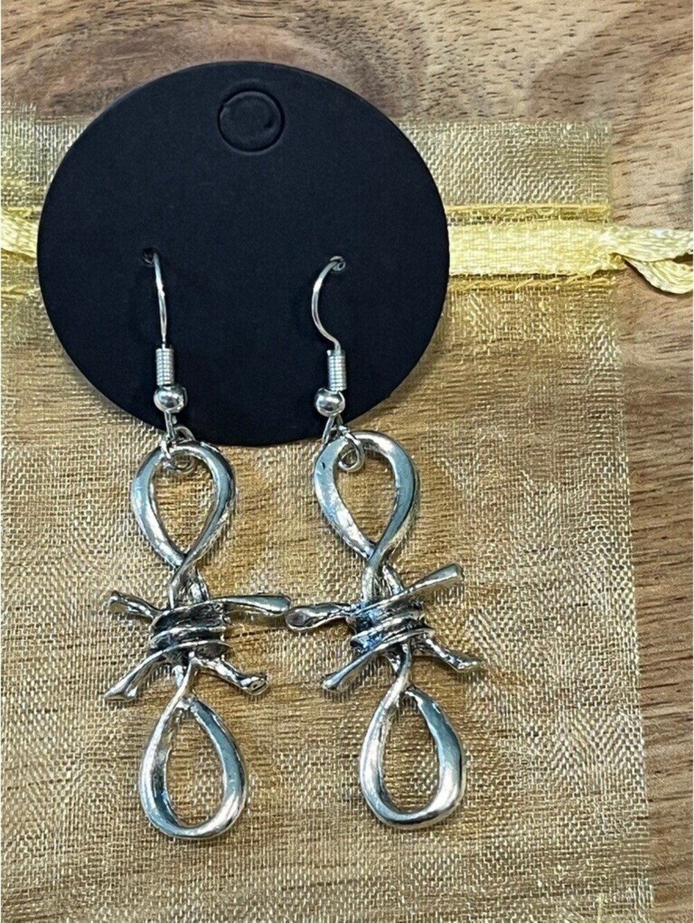 Edgy Silver Tone Infinity Knot Dangle Earrings - Statement Style!